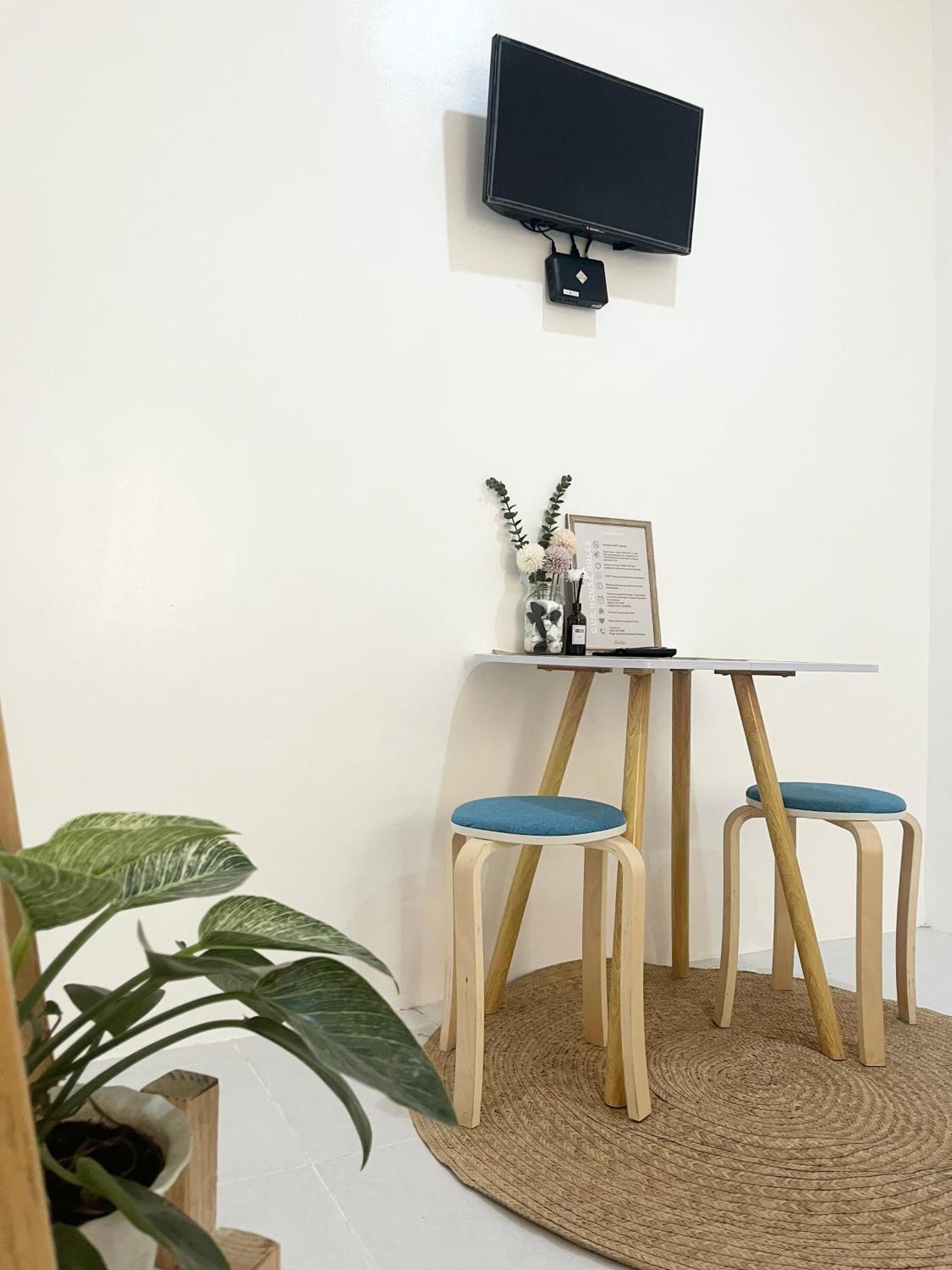 Sunnydale Apartelle -Room Accommodation Near Calatagan Beach Resorts Батангас Экстерьер фото